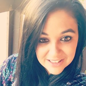 Meet your Posher, Denise